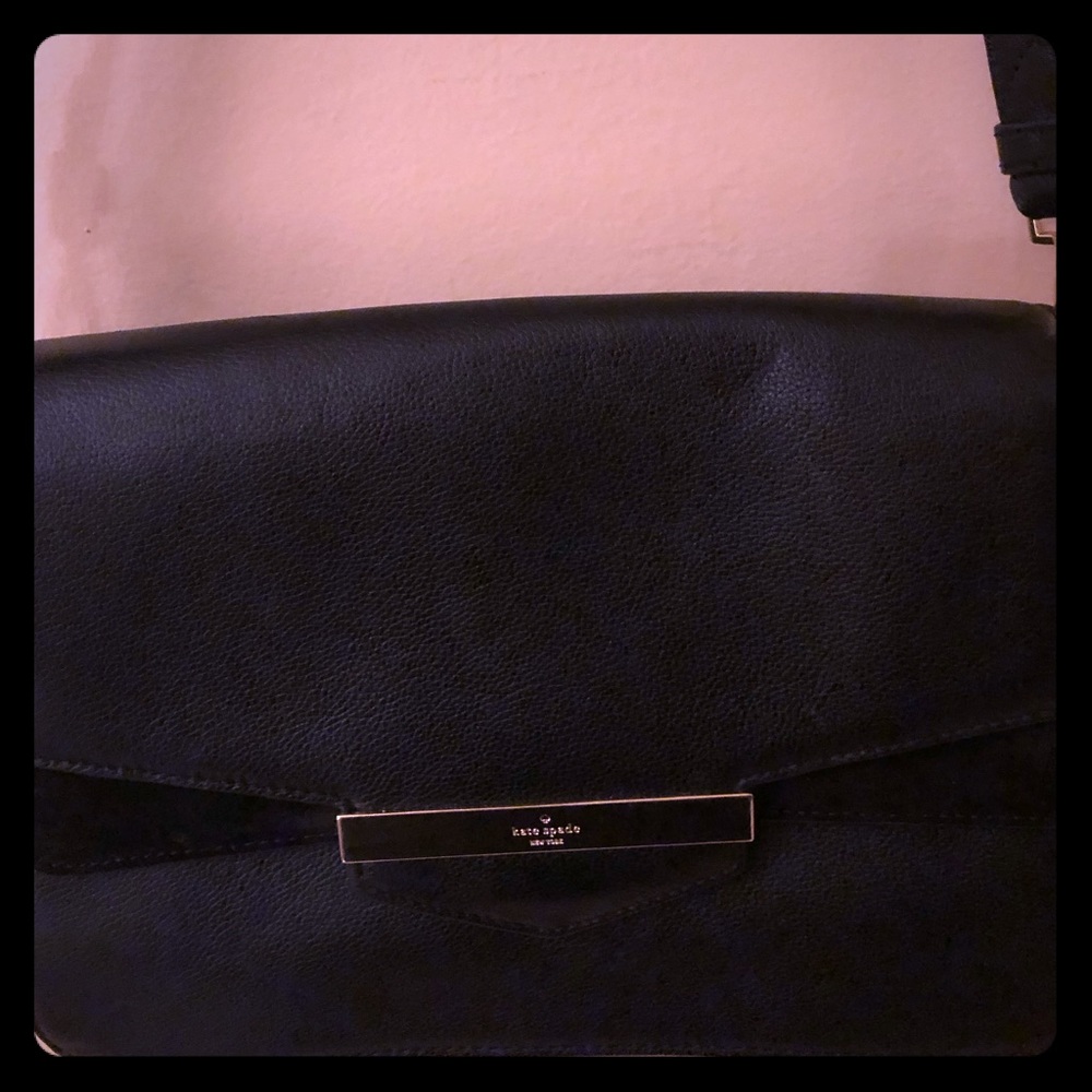Kate Spade Like new shoulder bag great fall/winter